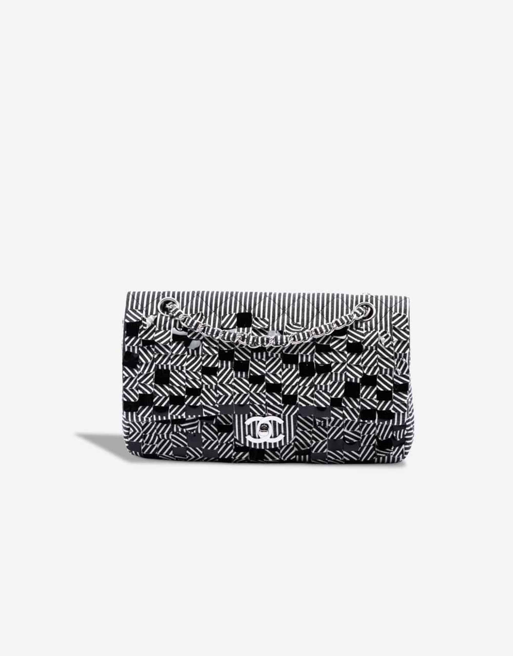 Chanel Timeless mittelgroße Tasche Canvas Schwarz / Weiß – Ansicht 1