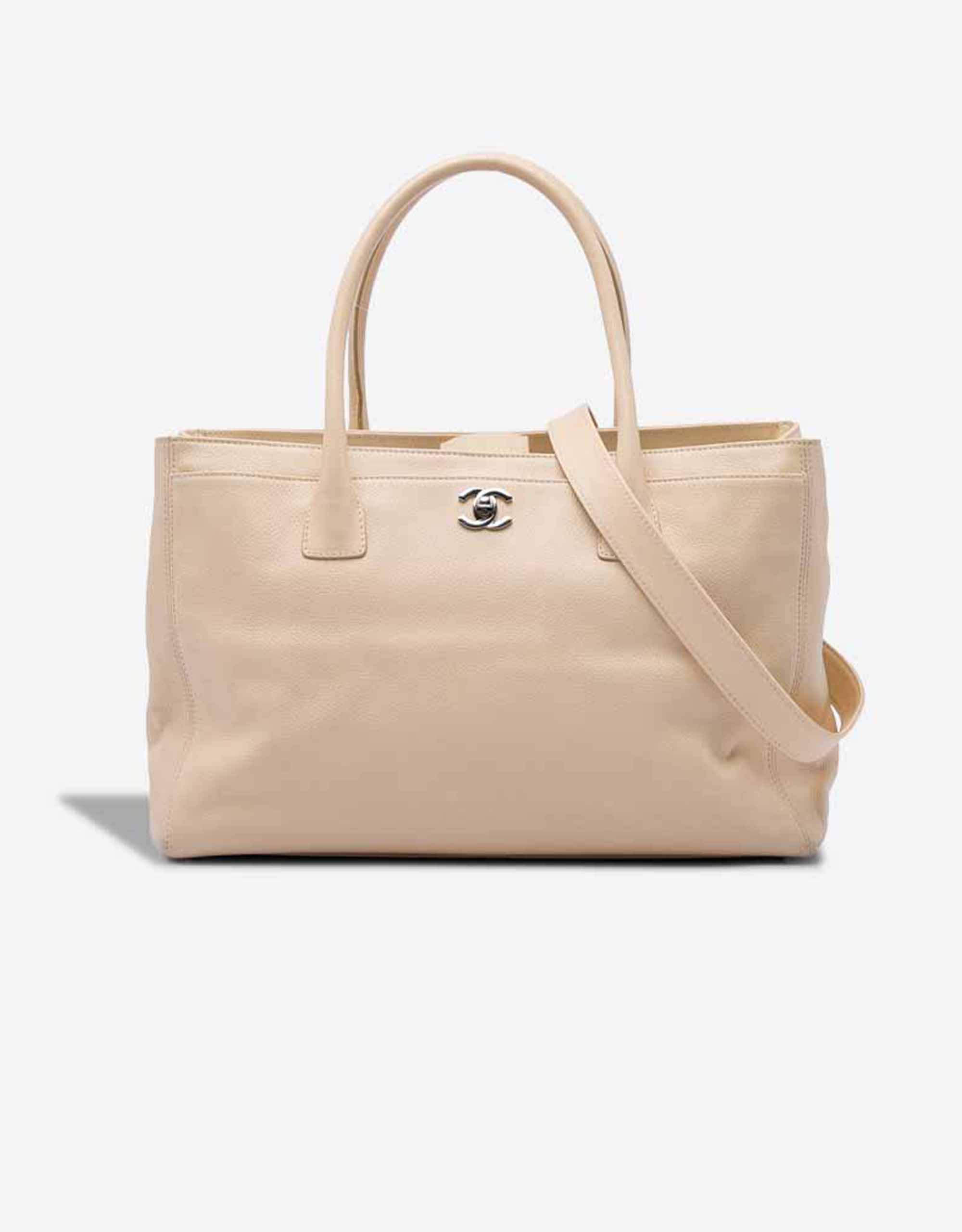 Chanel Executive Cerf mittelgroße Tasche Kalbsleder Beige – Ansicht 1